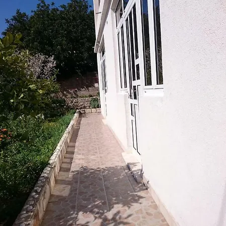 Ljubic 2 Hvar Town